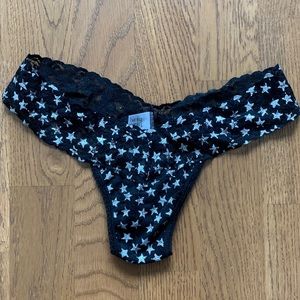 NWT Hanky Panky black & silver stars thong - small